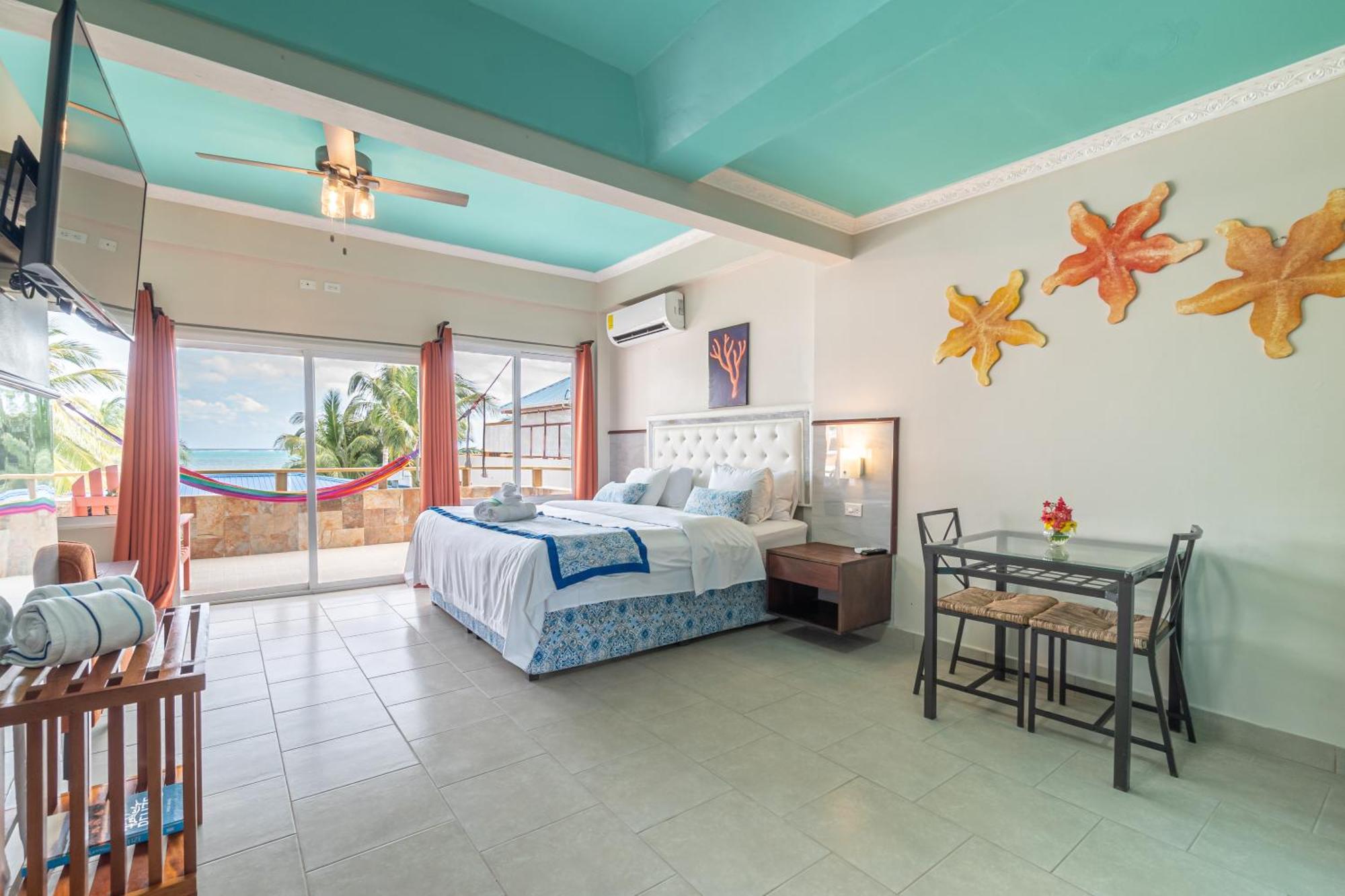 Island Magic Beach Resort キー・カーカー エクステリア 写真