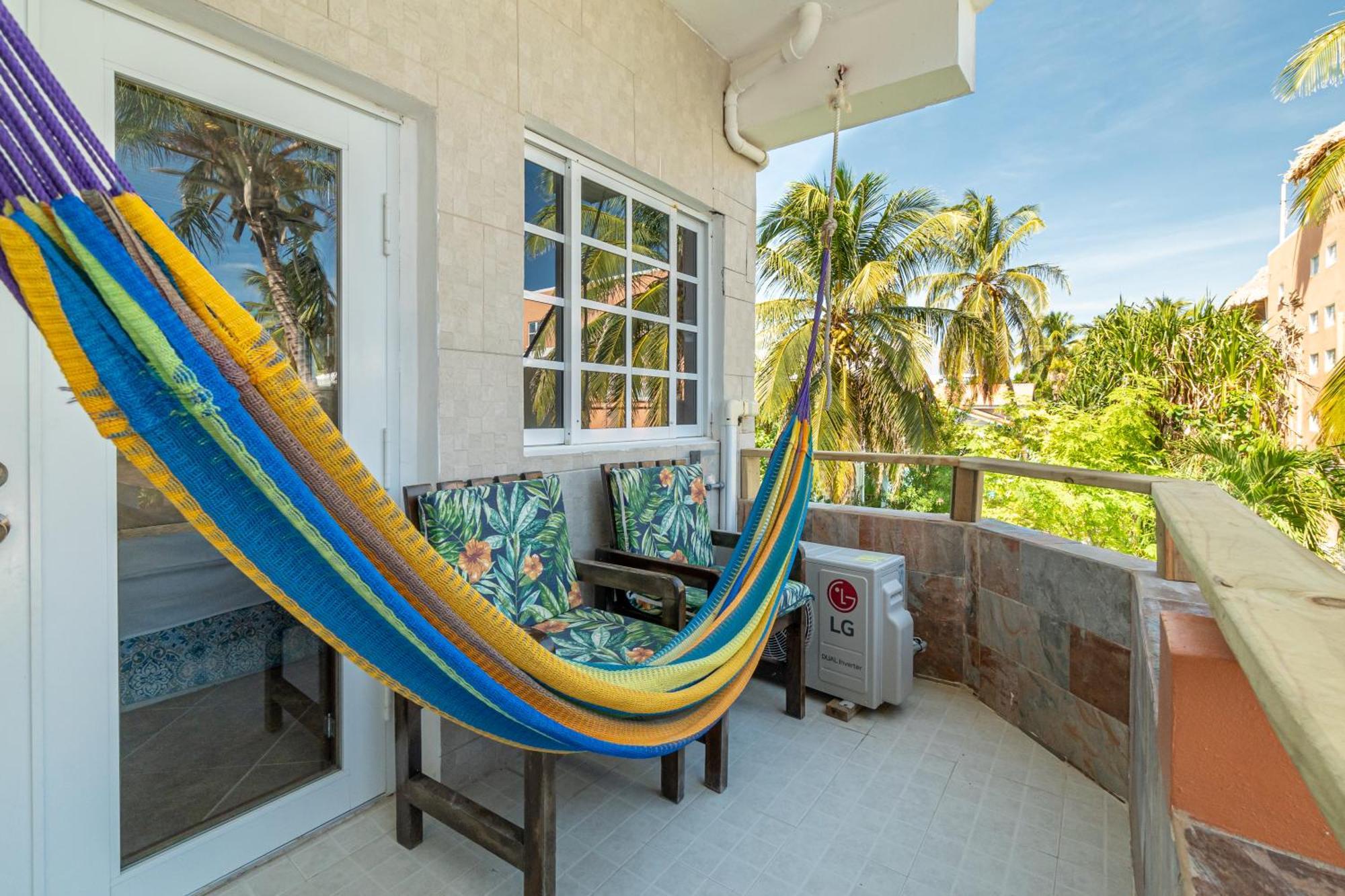 Island Magic Beach Resort キー・カーカー エクステリア 写真