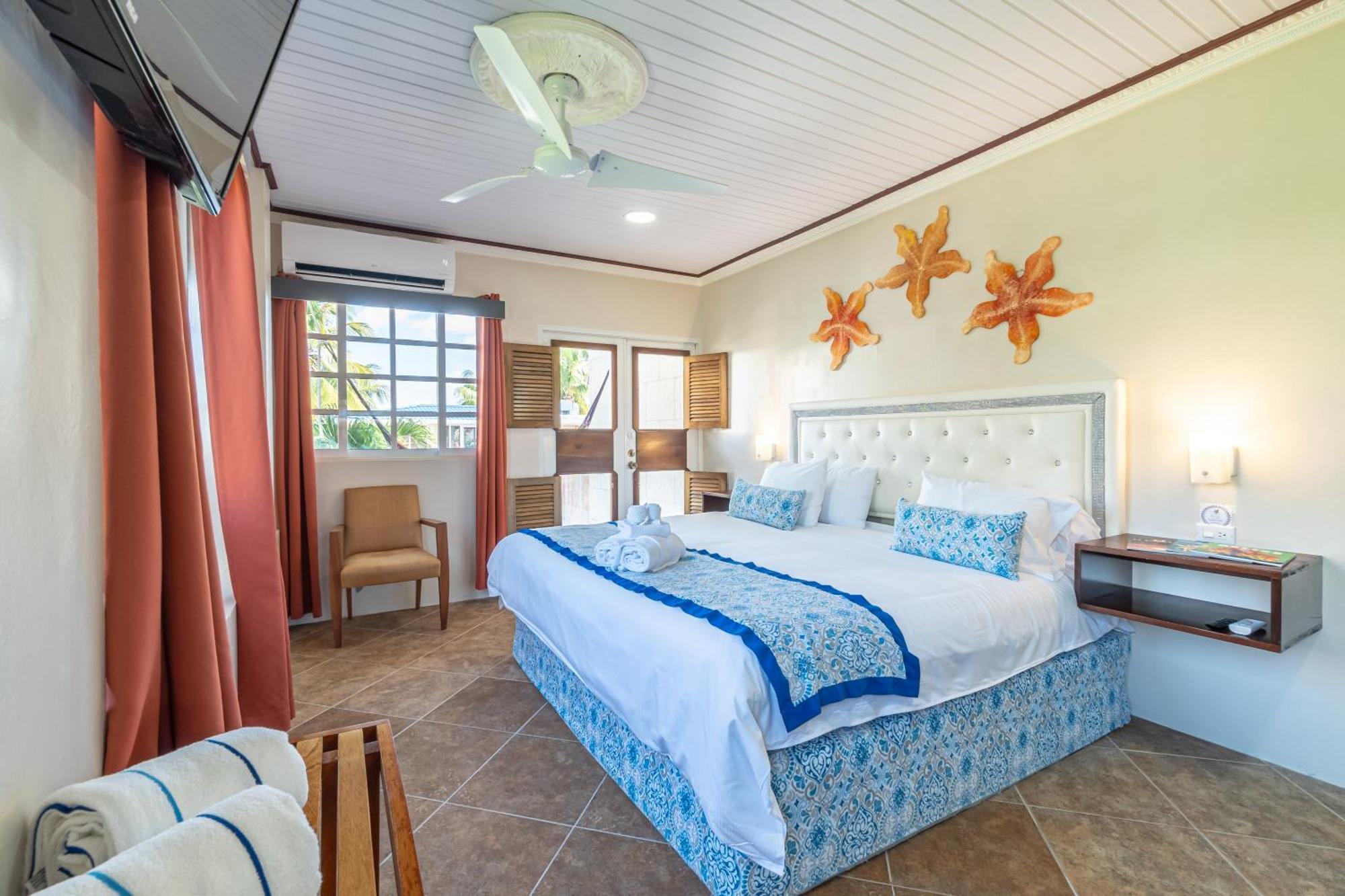Island Magic Beach Resort キー・カーカー エクステリア 写真